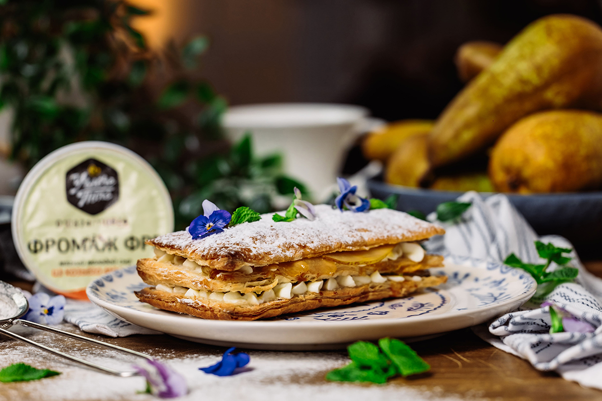 Наполеон с карамельной грушей «Императорский десерт»